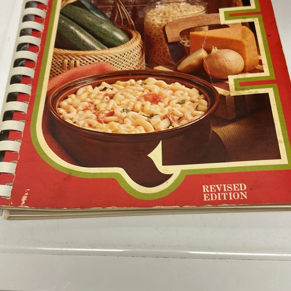 Favorite Recipes Cookbook - Picture 8 of 8